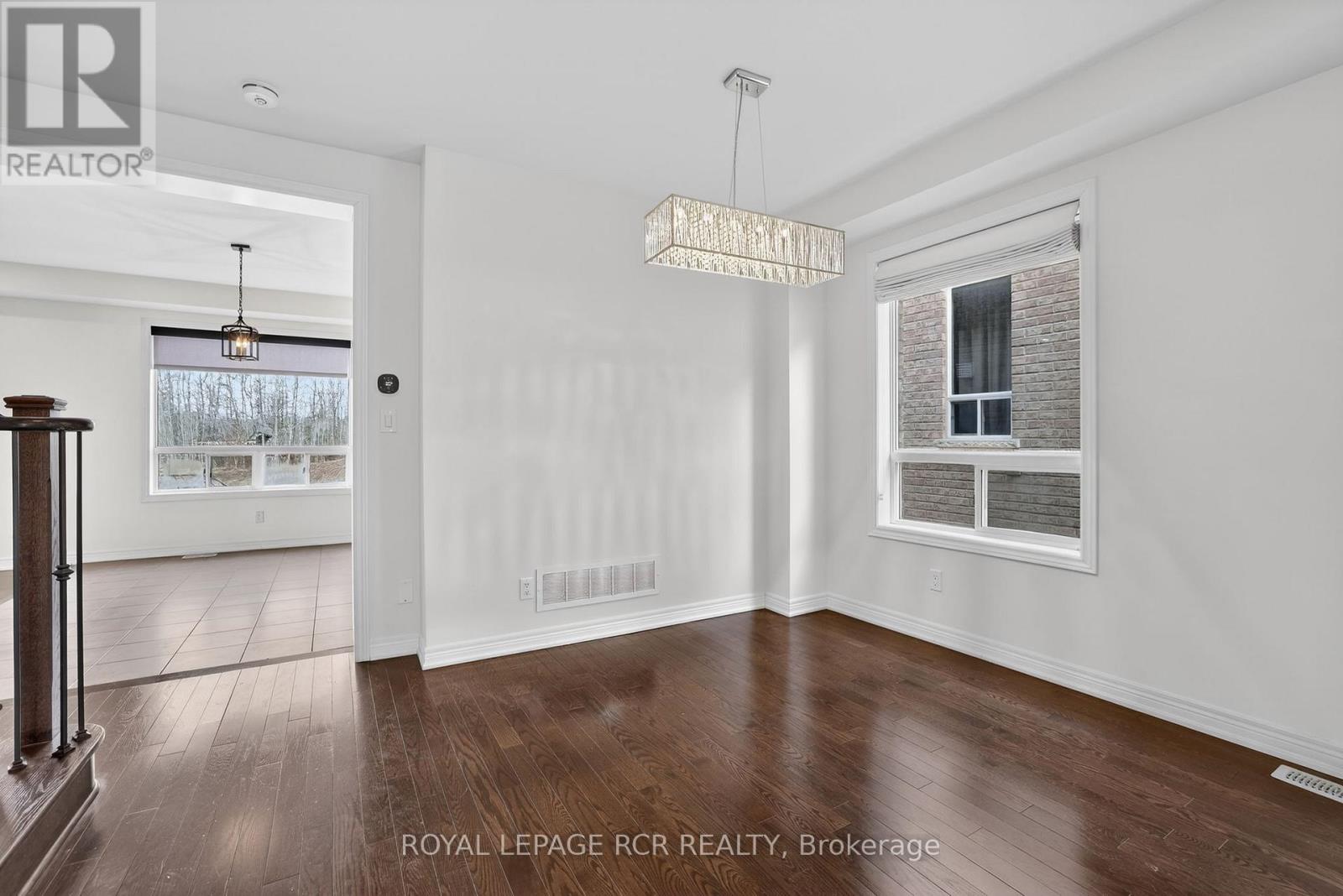 82 Lampkin Street, Georgina, Ontario  L0E 1R0 - Photo 7 - N12956796