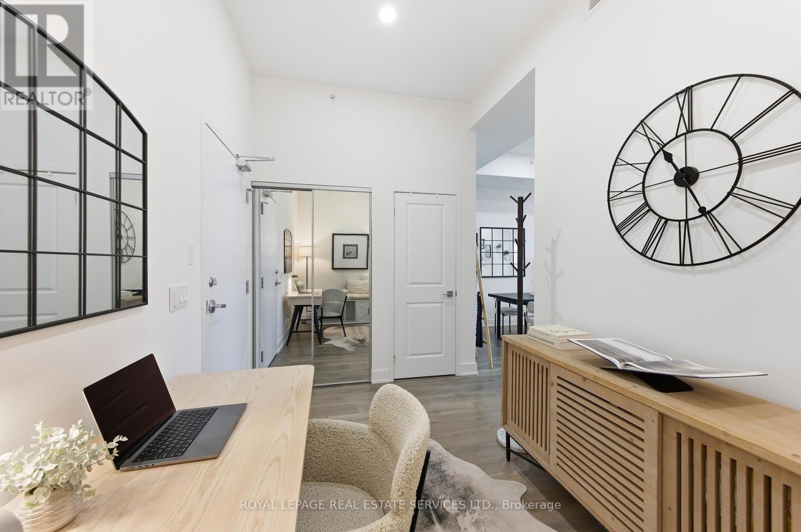 314 - 297 Oak Walk Drive, Oakville (Ro River Oaks), Ontario  L6H 3R6 - Photo 10 - W12955482