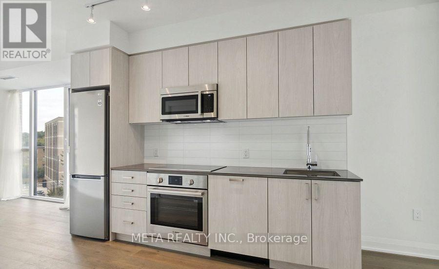 505 - 293 The Kingsway, Toronto (Edenbridge-Humber Valley), Ontario  M9A 0E8 - Photo 5 - W12956792