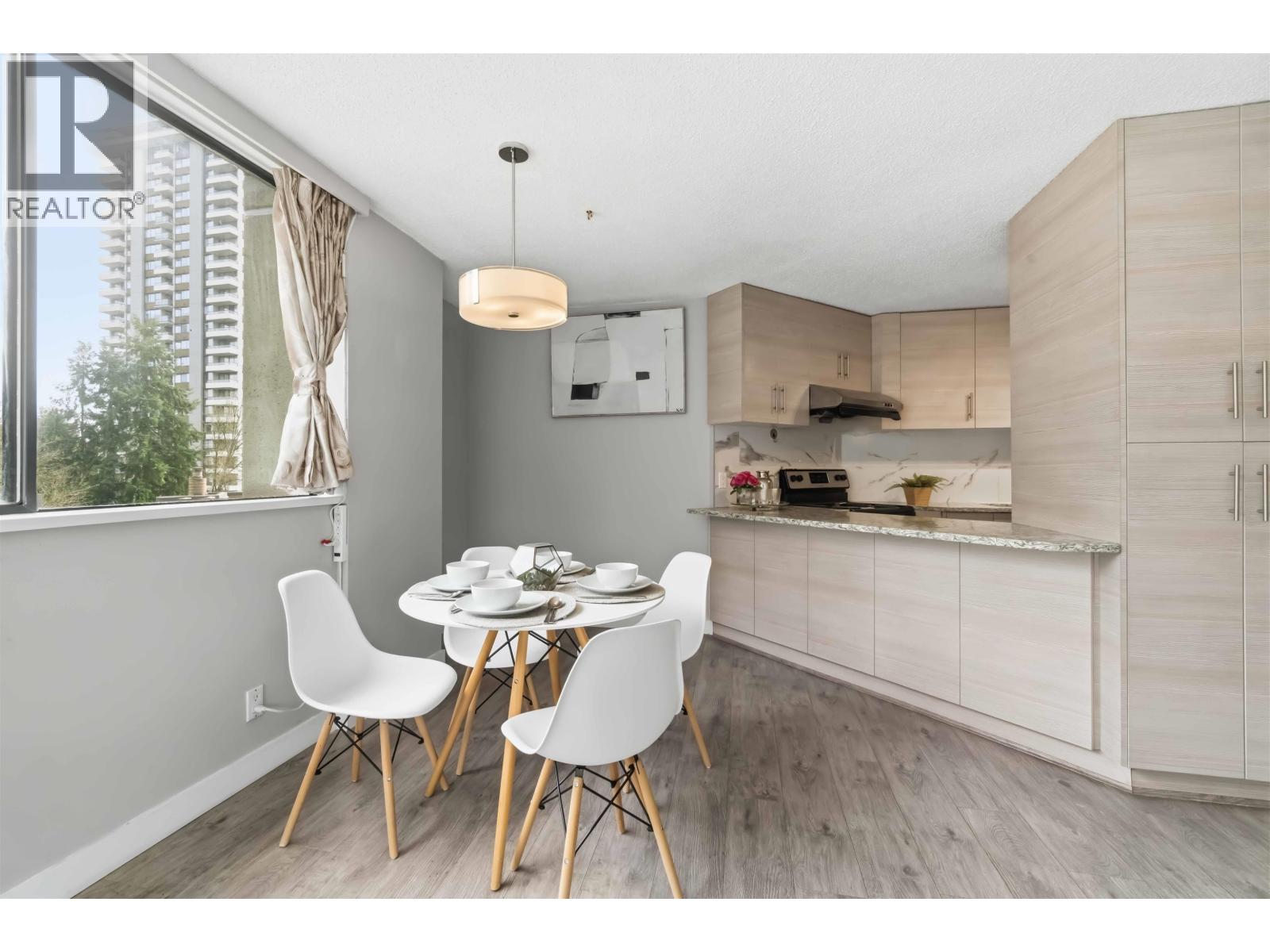 308 3970 Carrigan Court, Burnaby, British Columbia  V3N 4S5 - Photo 5 - R3104923