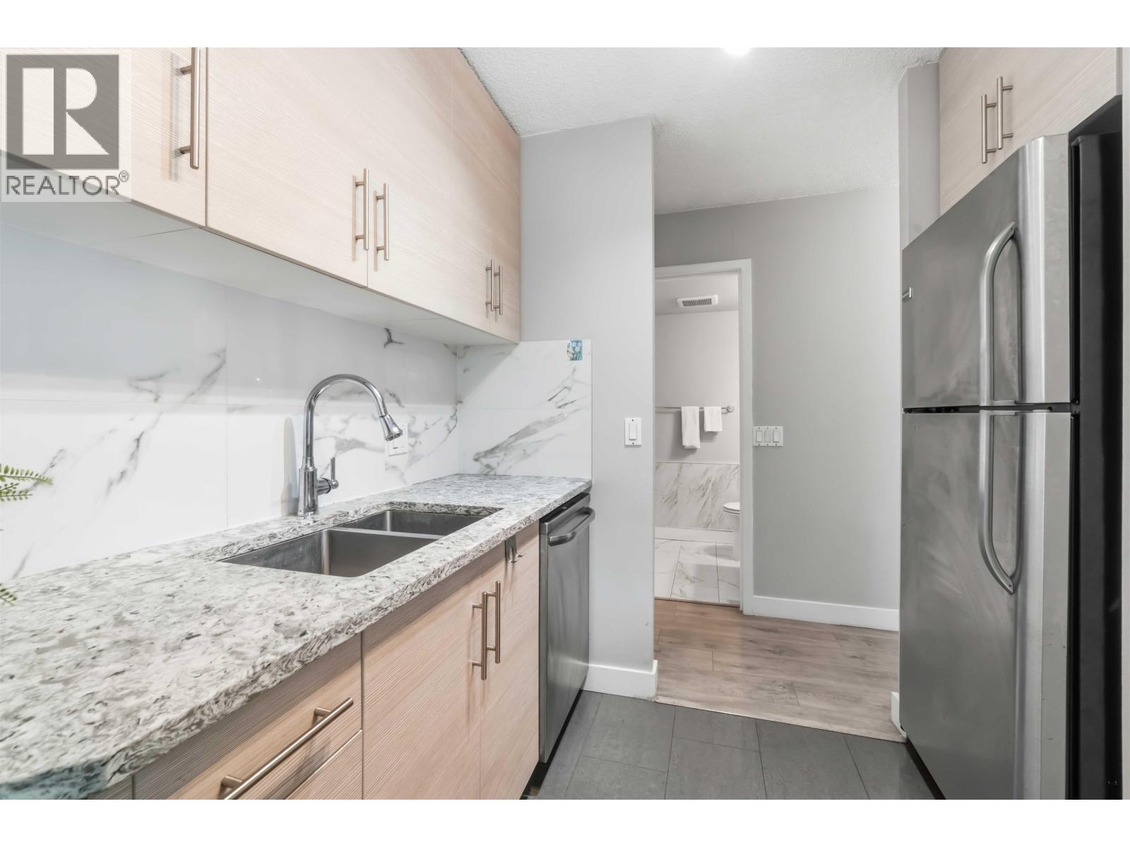 308 3970 Carrigan Court, Burnaby, British Columbia  V3N 4S5 - Photo 10 - R3104923