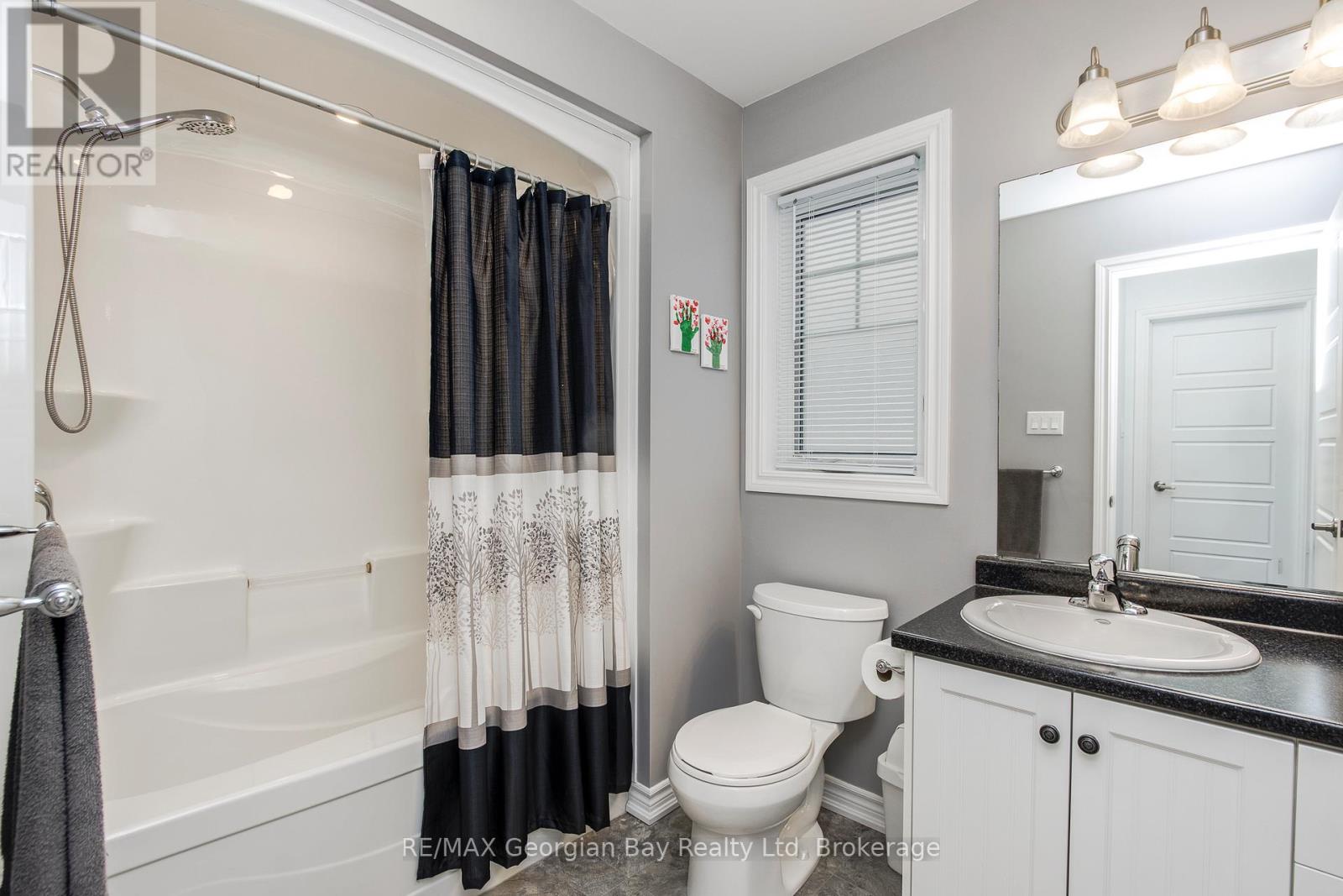 39 Chamberlain Crescent, Penetanguishene, Ontario  L9M 0A6 - Photo 17 - S12956852