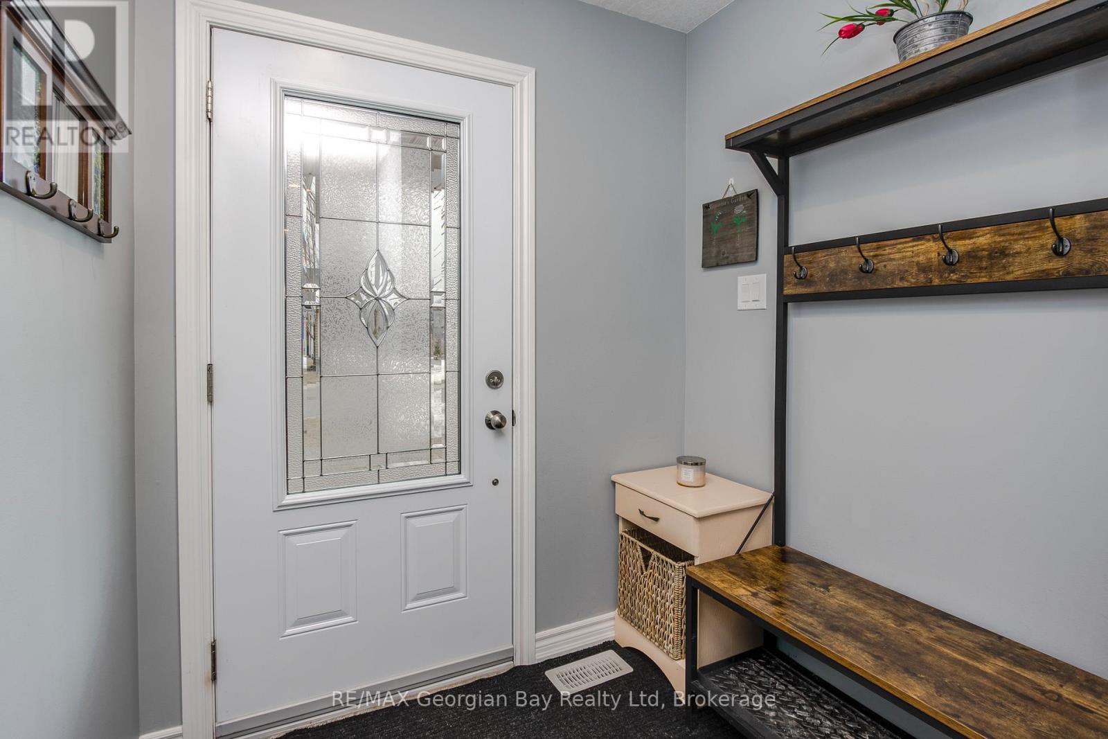 39 Chamberlain Crescent, Penetanguishene, Ontario  L9M 0A6 - Photo 25 - S12956852