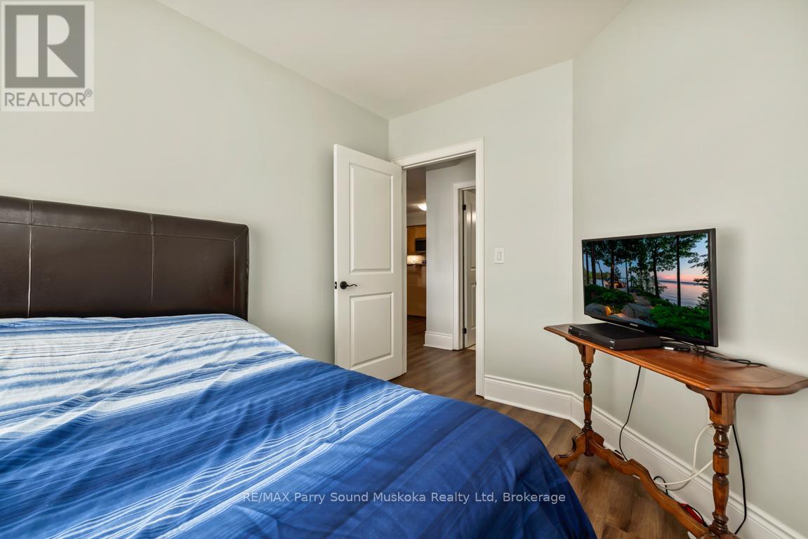 101 - 11a Salt Dock Road, Parry Sound, Ontario  P2A 3B6 - Photo 22 - X12956814