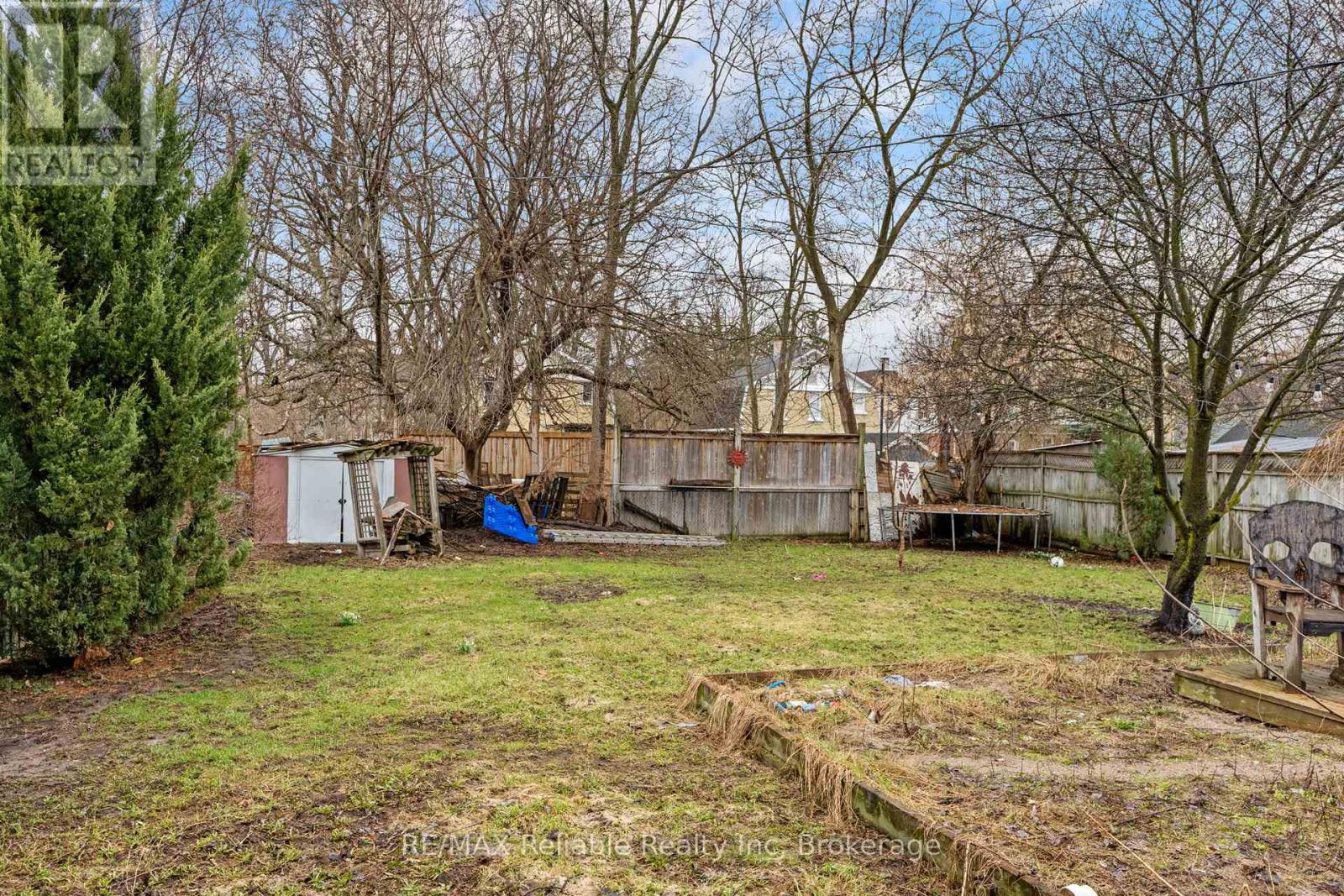 112 Goderich Street W, Huron East, Ontario  N0K 1W0 - Photo 32 - X12956850