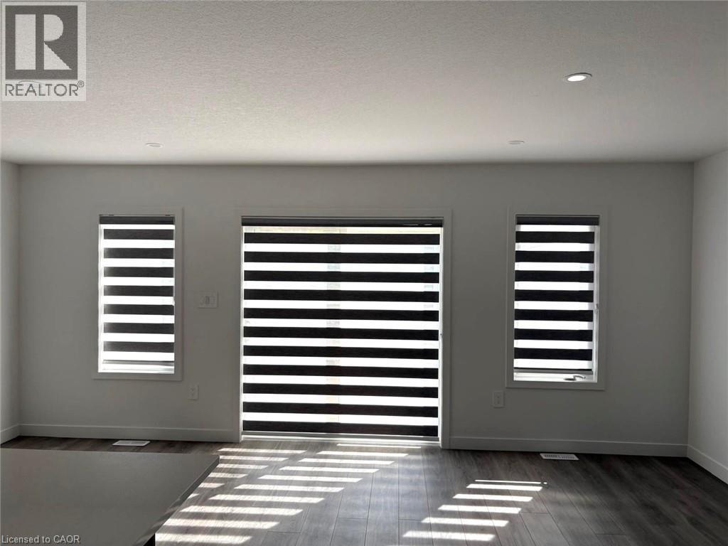 7 Pin Oak Common, Cambridge, Ontario  N1S 0G3 - Photo 4 - 40817618