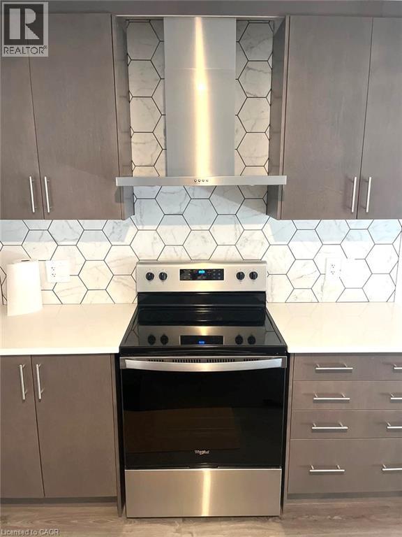 7 Pin Oak Common, Cambridge, Ontario  N1S 0G3 - Photo 6 - 40817618