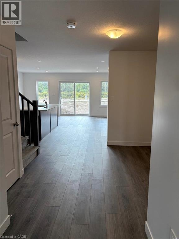 7 Pin Oak Common, Cambridge, Ontario  N1S 0G3 - Photo 3 - 40817618