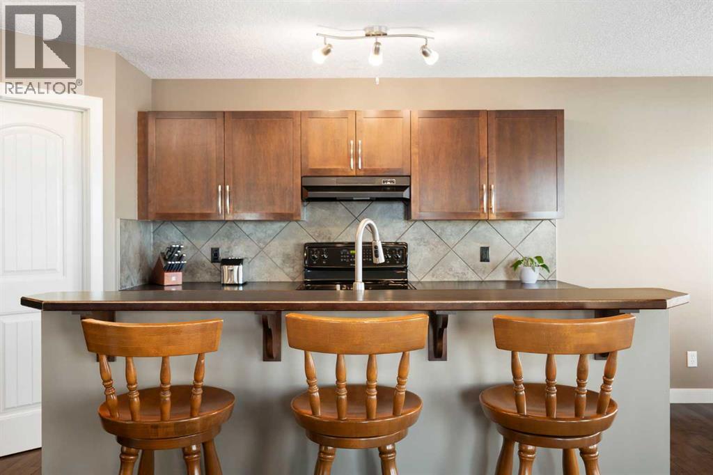 5 Bridlecrest Court SW, Calgary, Alberta  T2Y 5J3 - Photo 11 - A2296022