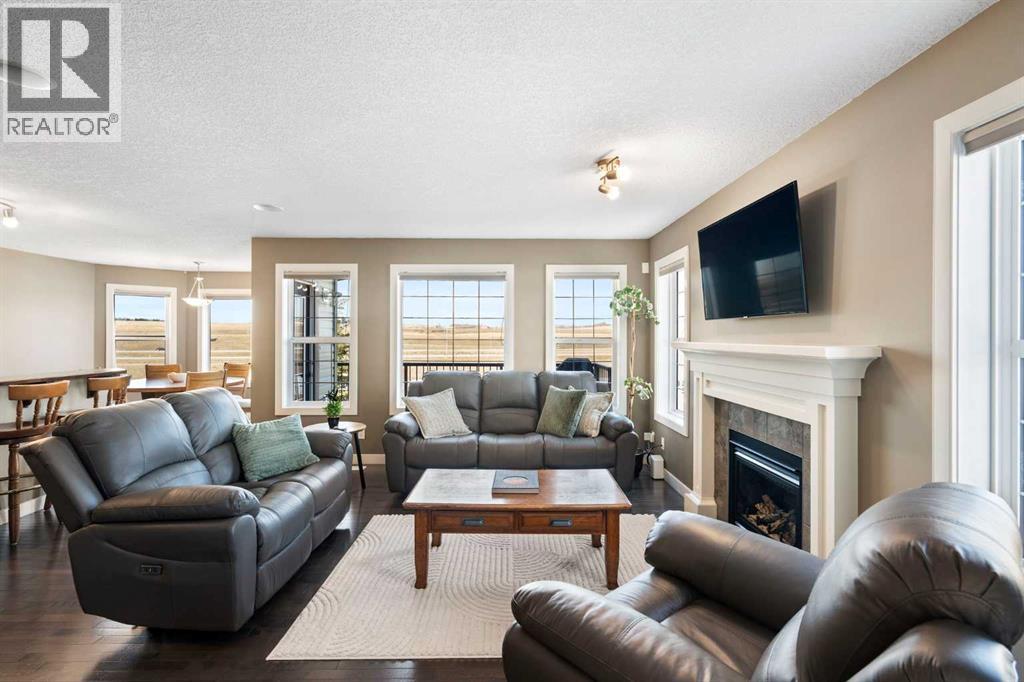 5 Bridlecrest Court SW, Calgary, Alberta  T2Y 5J3 - Photo 3 - A2296022