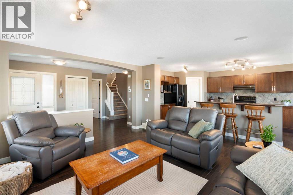 5 Bridlecrest Court SW, Calgary, Alberta  T2Y 5J3 - Photo 7 - A2296022