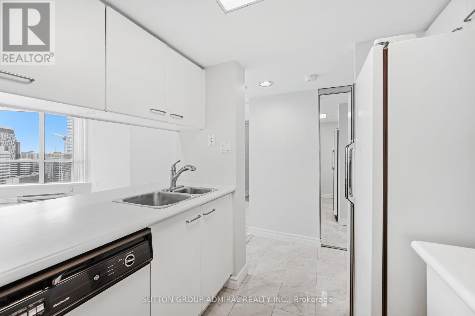 #3413 - 38 Elm Street, Toronto (Bay Street Corridor), Ontario  M5G 2K5 - Photo 12 - C12956804