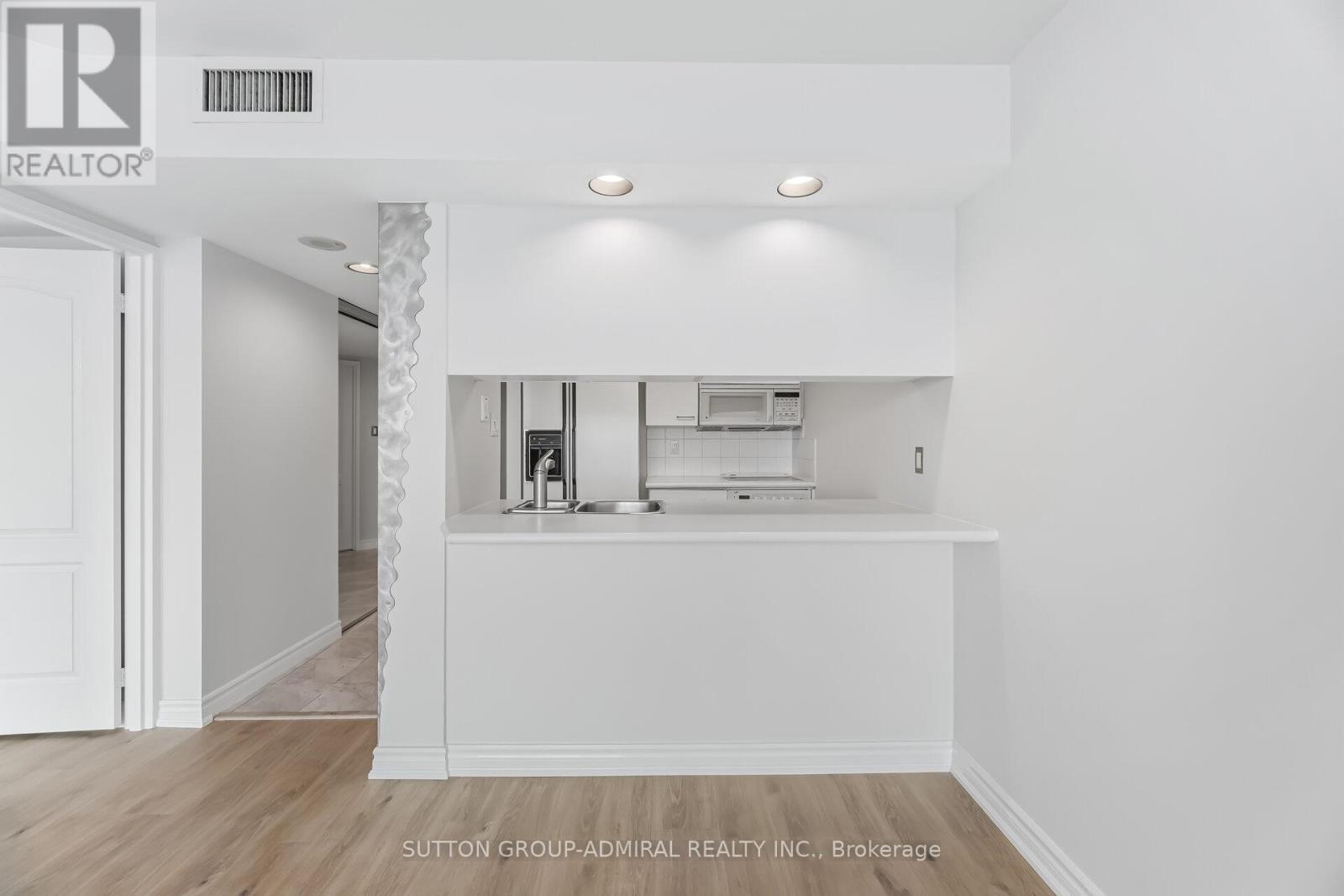 #3413 - 38 Elm Street, Toronto (Bay Street Corridor), Ontario  M5G 2K5 - Photo 13 - C12956804