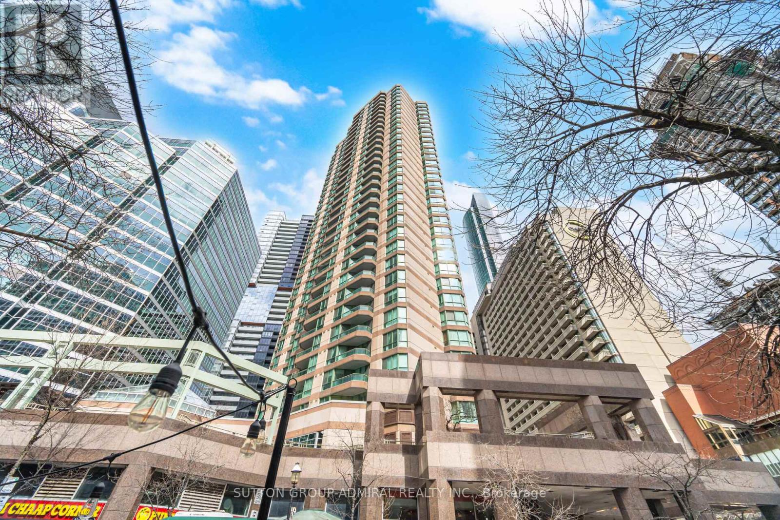 #3413 - 38 Elm Street, Toronto (Bay Street Corridor), Ontario  M5G 2K5 - Photo 2 - C12956804