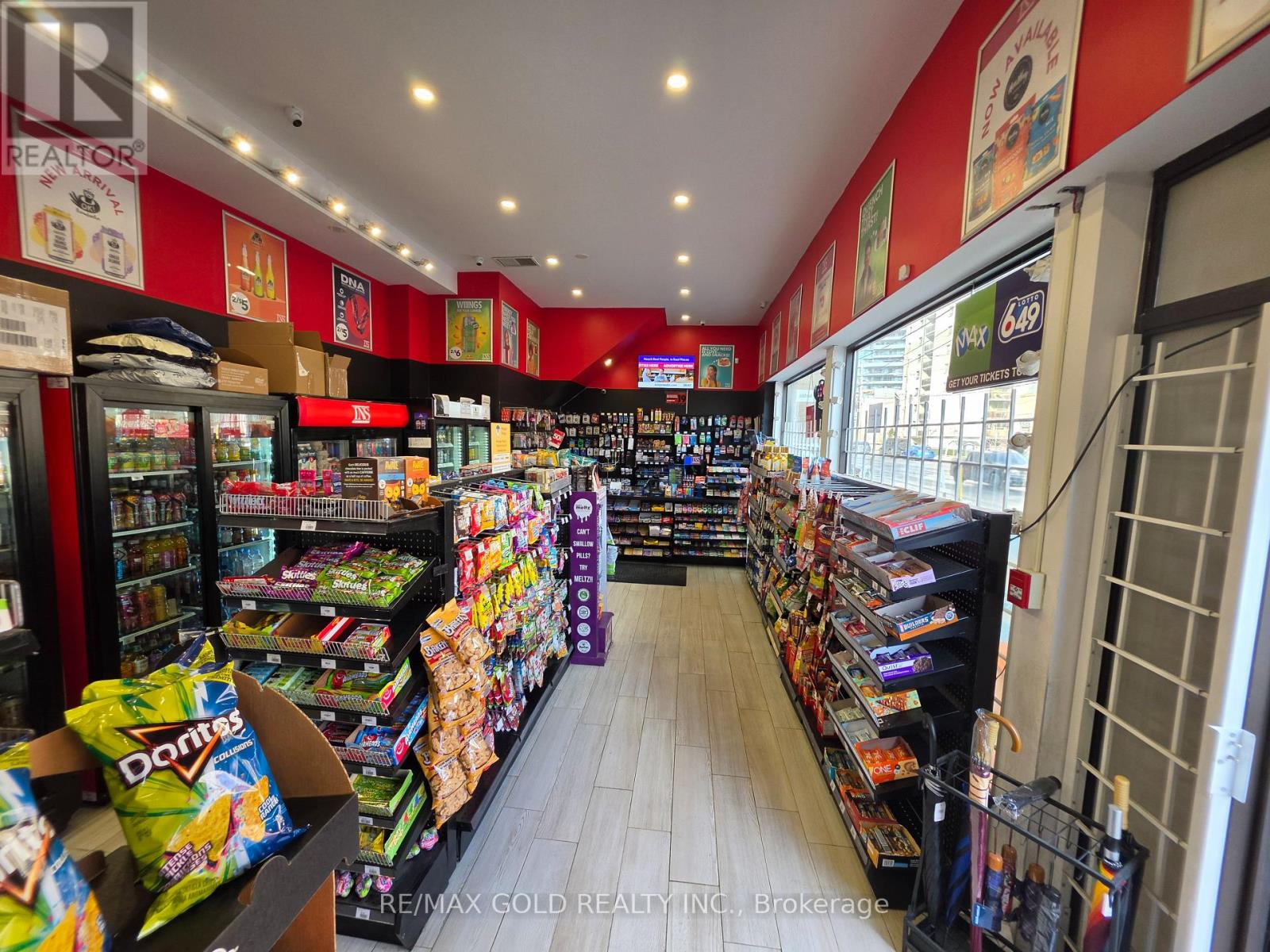 142 Avenue Road, Toronto (Casa Loma), Ontario  M5R 2H6 - Photo 2 - C12956842