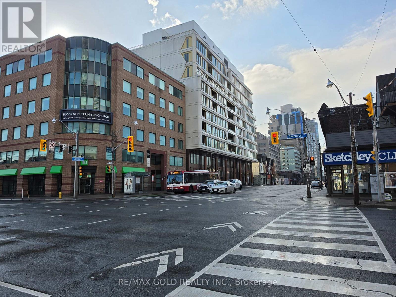 142 Avenue Road, Toronto (Casa Loma), Ontario  M5R 2H6 - Photo 9 - C12956842