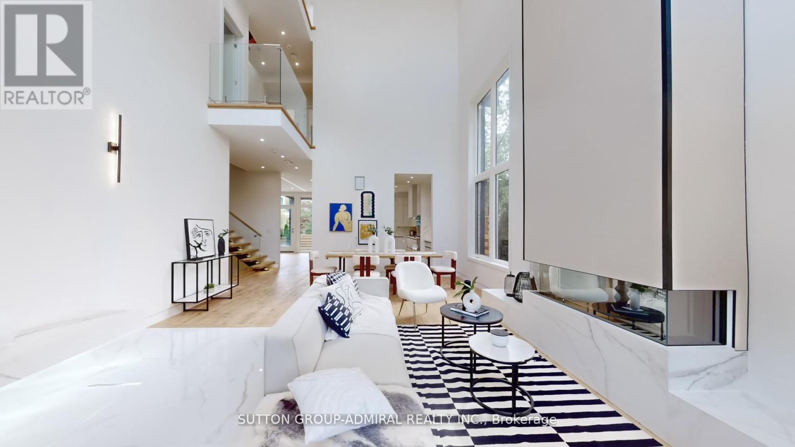 69 Elderwood Drive, Toronto, Ontario  M5P 1X5 - Photo 2 - C12956876