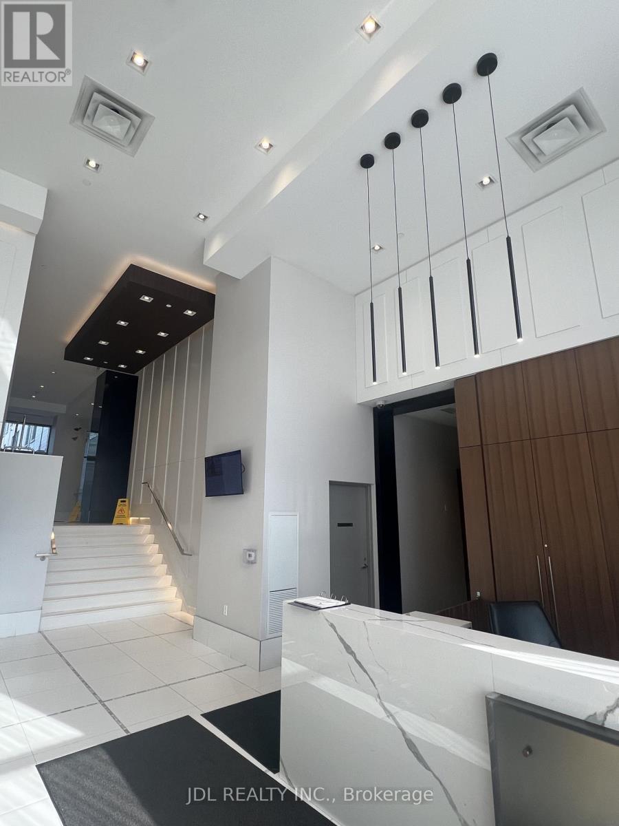 1608 - 181 Bedford Avenue N, Toronto (Annex), Ontario  M5R 0C2 - Photo 2 - C12956890