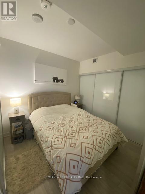 1202 - 30 Baseball Place, Toronto (South Riverdale), Ontario  M4M 0E8 - Photo 5 - E12956854