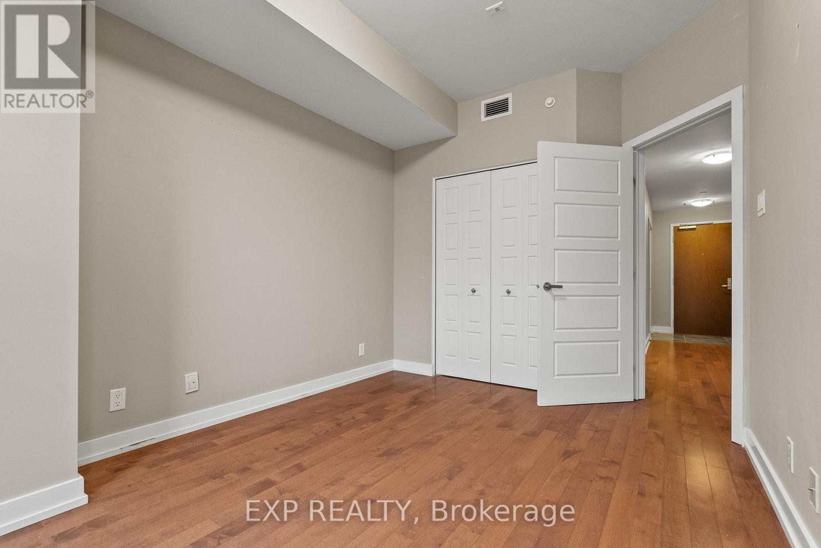 1006 - 330 Titan Private, Ottawa, Ontario  K2G 1G3 - Photo 13 - X12956830