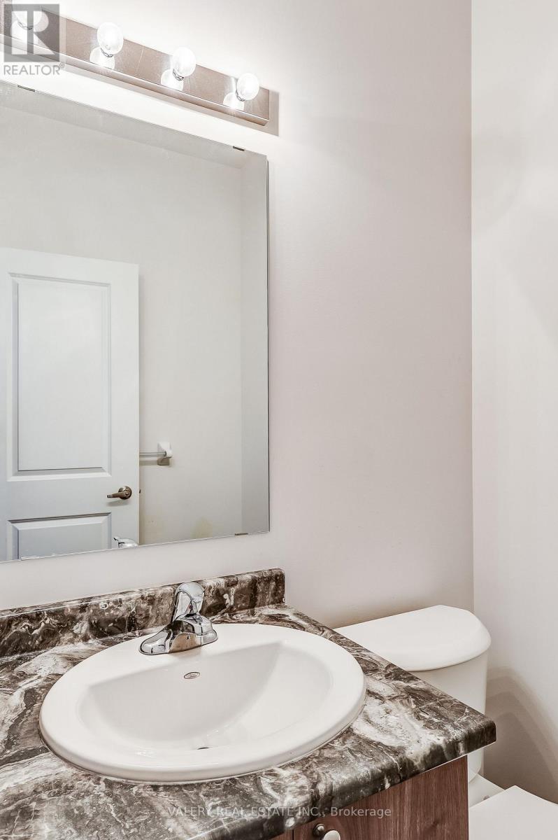 26 Sam Battaglia Crescent, Georgina, Ontario  L0E 1R0 - Photo 6 - N12956810