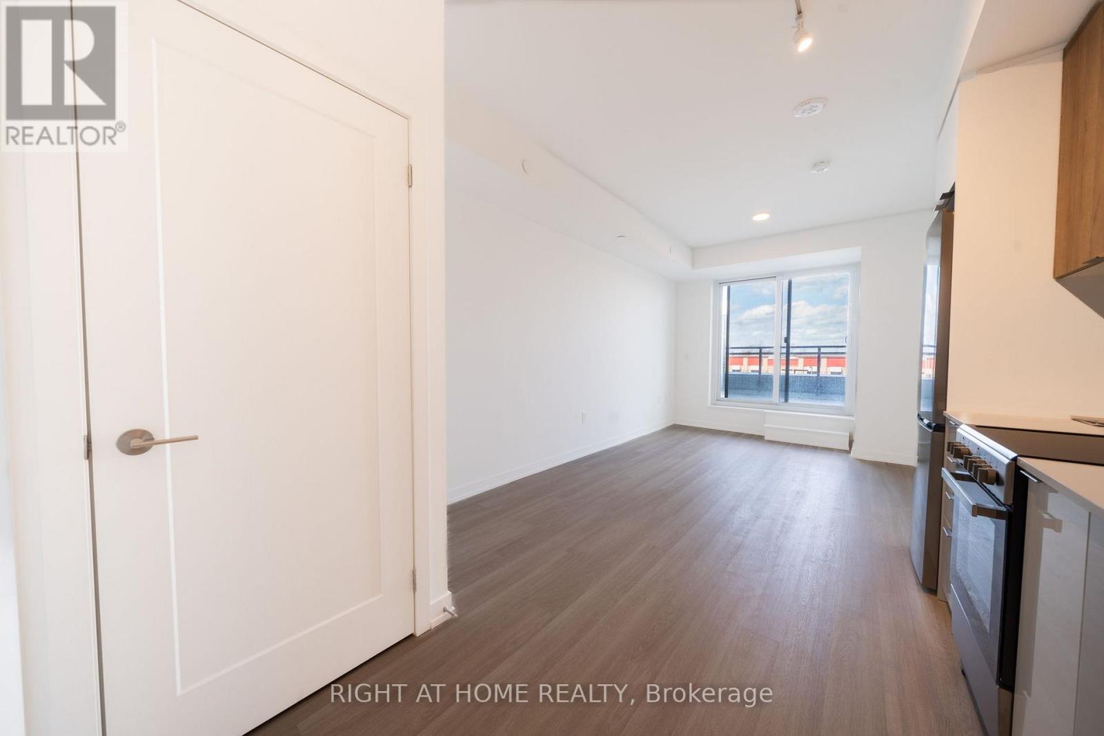 211 - 9751 Markham Road, Markham, Ontario L6E 0W3 - Photo 4 - N12956880