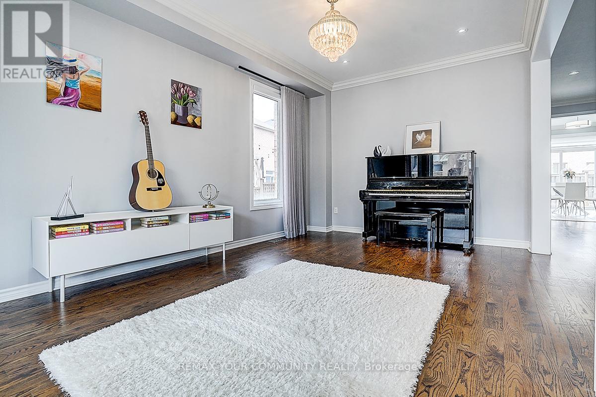 160 Maria Road, Markham, Ontario  L6E 0L9 - Photo 12 - N12956884