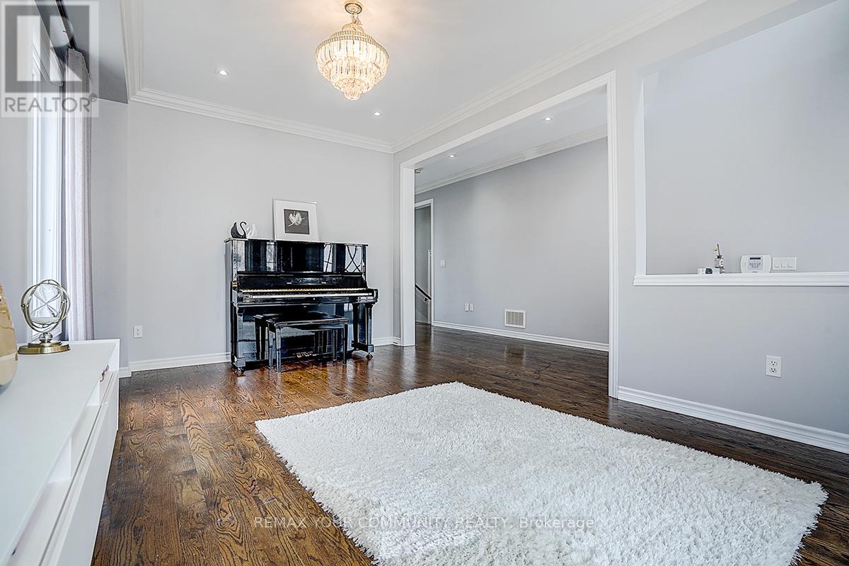 160 Maria Road, Markham, Ontario  L6E 0L9 - Photo 15 - N12956884