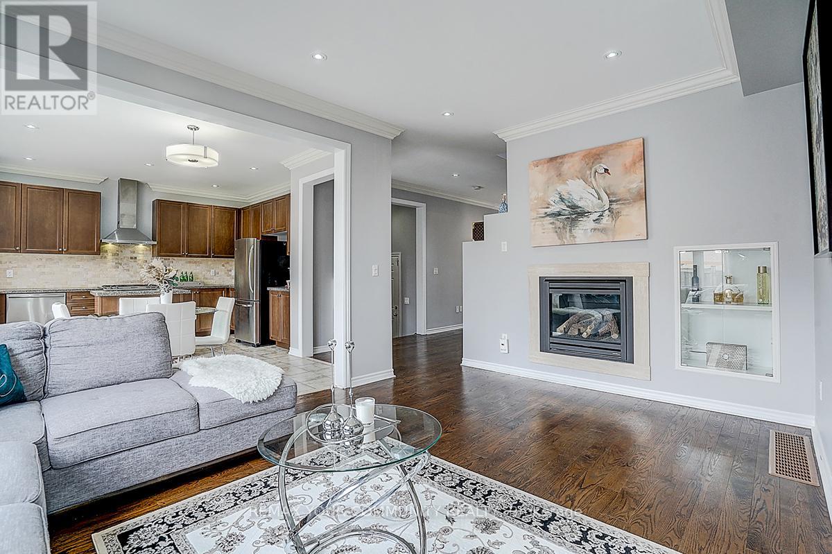 160 Maria Road, Markham, Ontario  L6E 0L9 - Photo 25 - N12956884