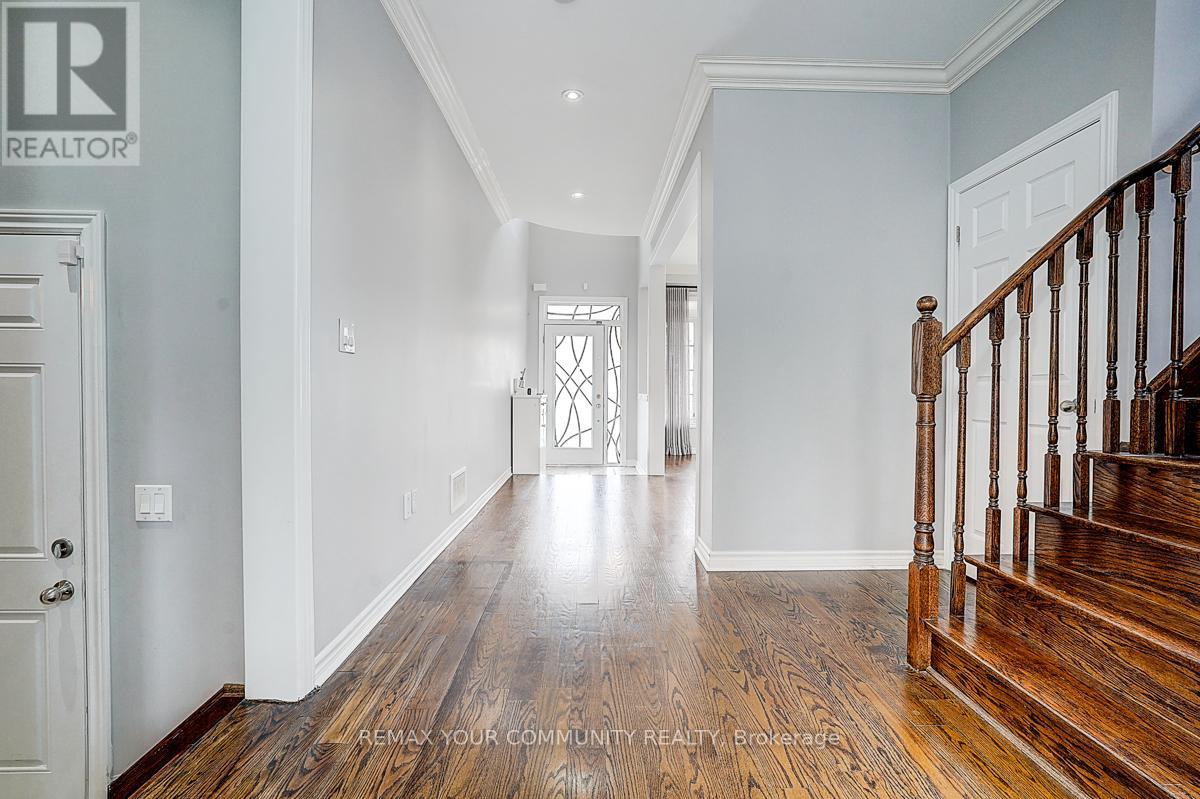 160 Maria Road, Markham, Ontario  L6E 0L9 - Photo 4 - N12956884