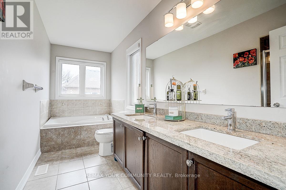 160 Maria Road, Markham, Ontario  L6E 0L9 - Photo 43 - N12956884