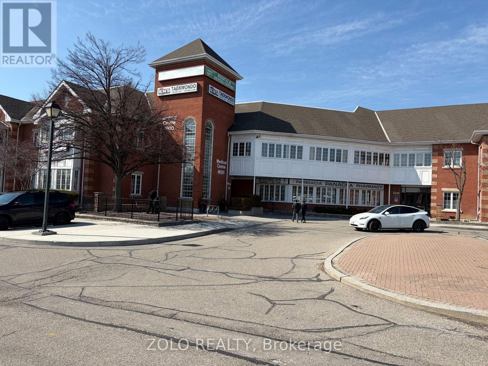 210 - 4600 HIGHWAY 7 W, Vaughan, Ontario