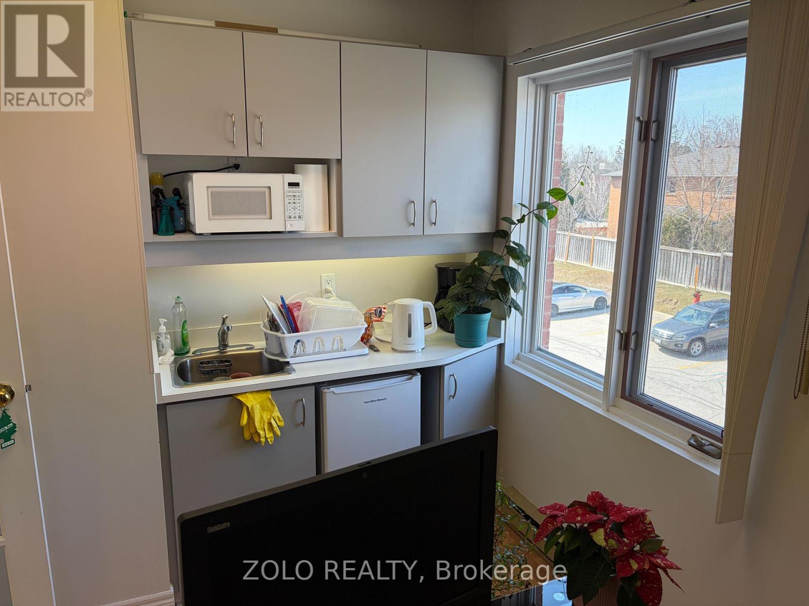 210 - 4600 Highway 7 W, Vaughan, Ontario  L4L 4Y7 - Photo 8 - N12956886