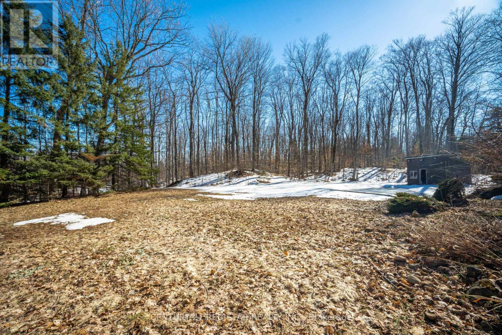 877 The Grange Side Road, Caledon, Ontario L7C 0E4 - Photo 45 - W12946464