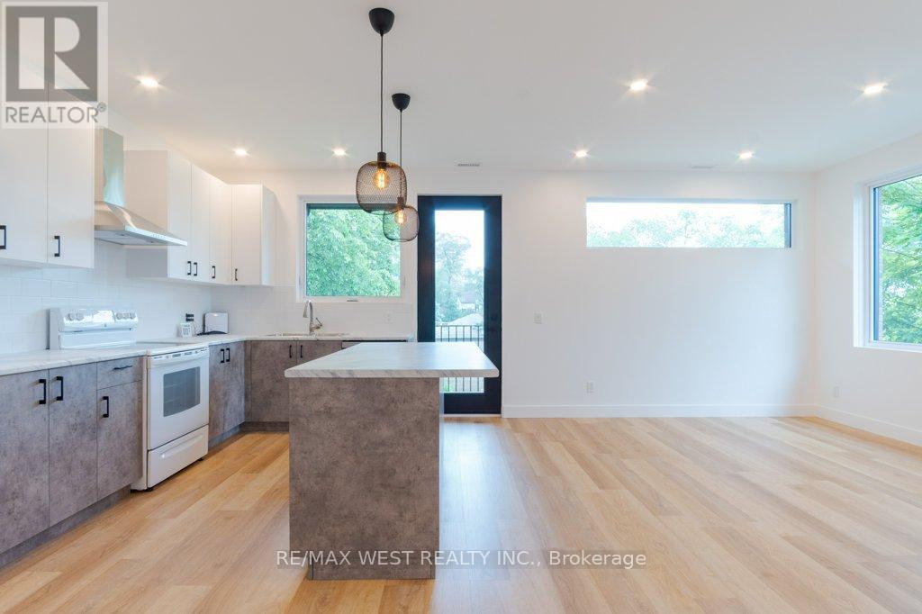 63 Lonborough Avenue, Toronto, Ontario  M6M 1X2 - Photo 6 - W12953792