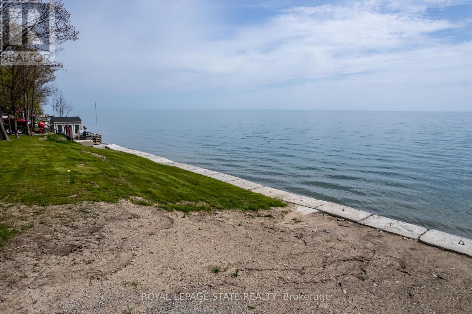 557 Edgewater Place, Haldimand, Ontario  N1A 2W8 - Photo 42 - X12941476