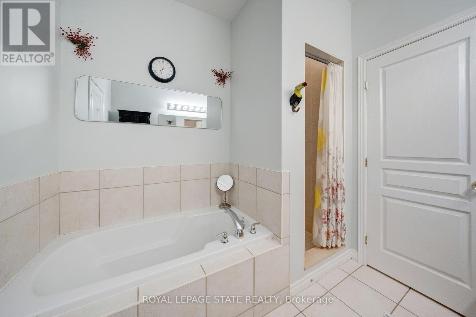 30 Conrad Place, Grimsby, Ontario  L3M 5S5 - Photo 22 - X12953416