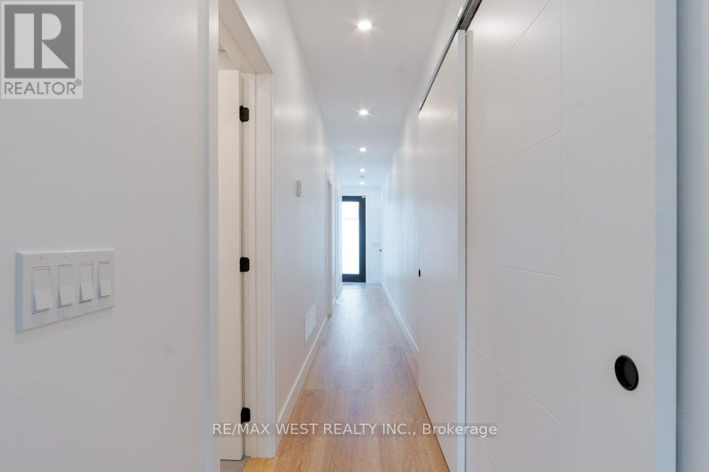 63 Lonborough Avenue, Toronto, Ontario  M6M 1X2 - Photo 15 - W12953792