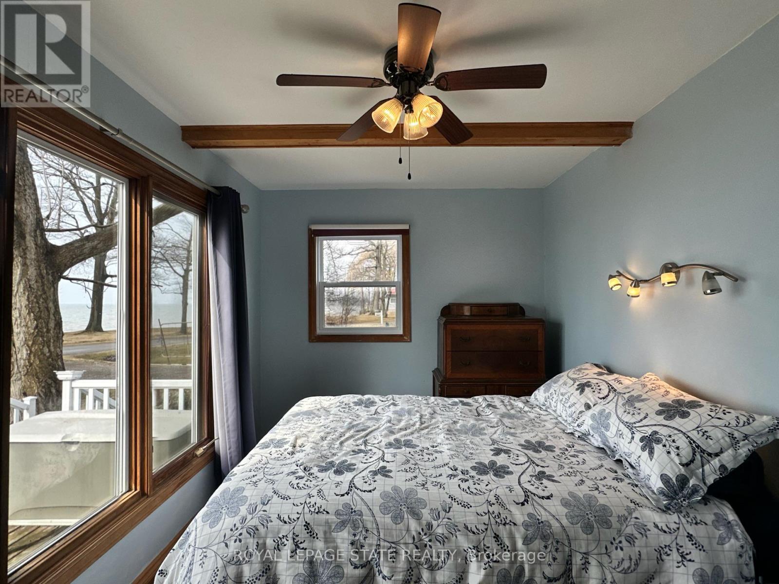 557 Edgewater Place, Haldimand, Ontario  N1A 2W8 - Photo 31 - X12941476