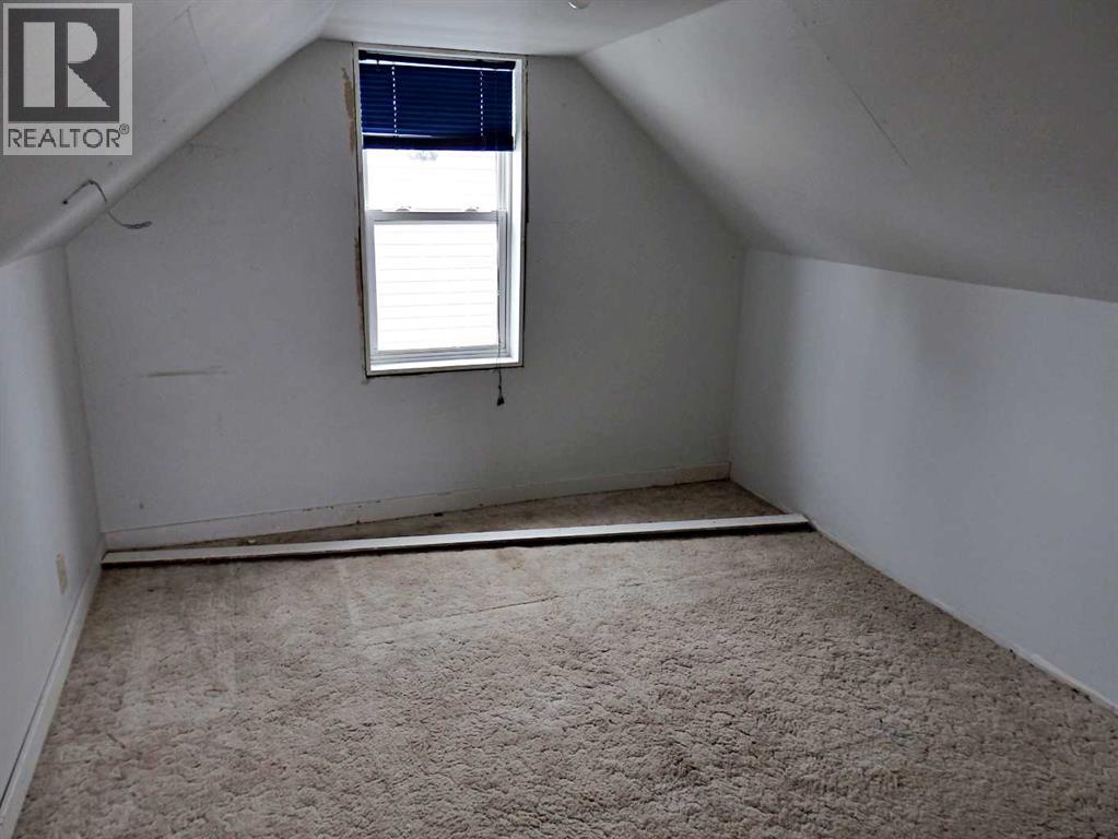 4618 52 Avenue, Vermilion, Alberta  T9X 1S1 - Photo 12 - A2298887