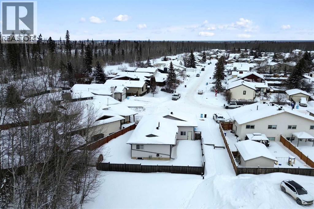 218 Maclaren Crescent, Fort Mcmurray, Alberta  T9K 1J8 - Photo 31 - A2292549