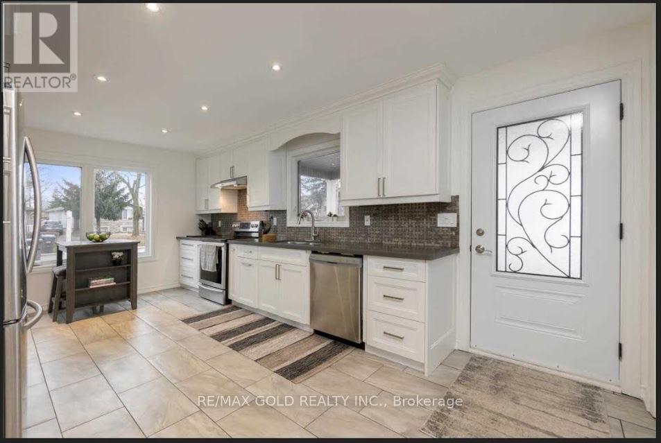 59 Royce Avenue, Brampton, Ontario  L6Y 1J8 - Photo 3 - W12956838