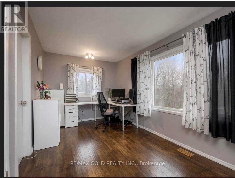 59 Royce Avenue, Brampton, Ontario  L6Y 1J8 - Photo 9 - W12956838