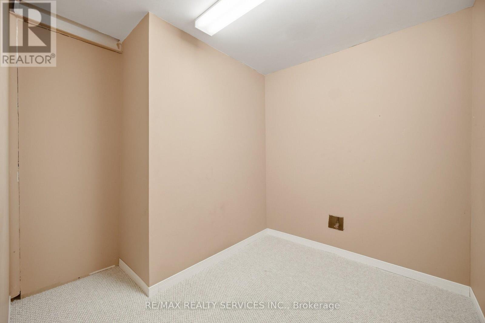 27 - 27 Dawson Crescent, Brampton, Ontario  L6V 3M5 - Photo 34 - W12956846