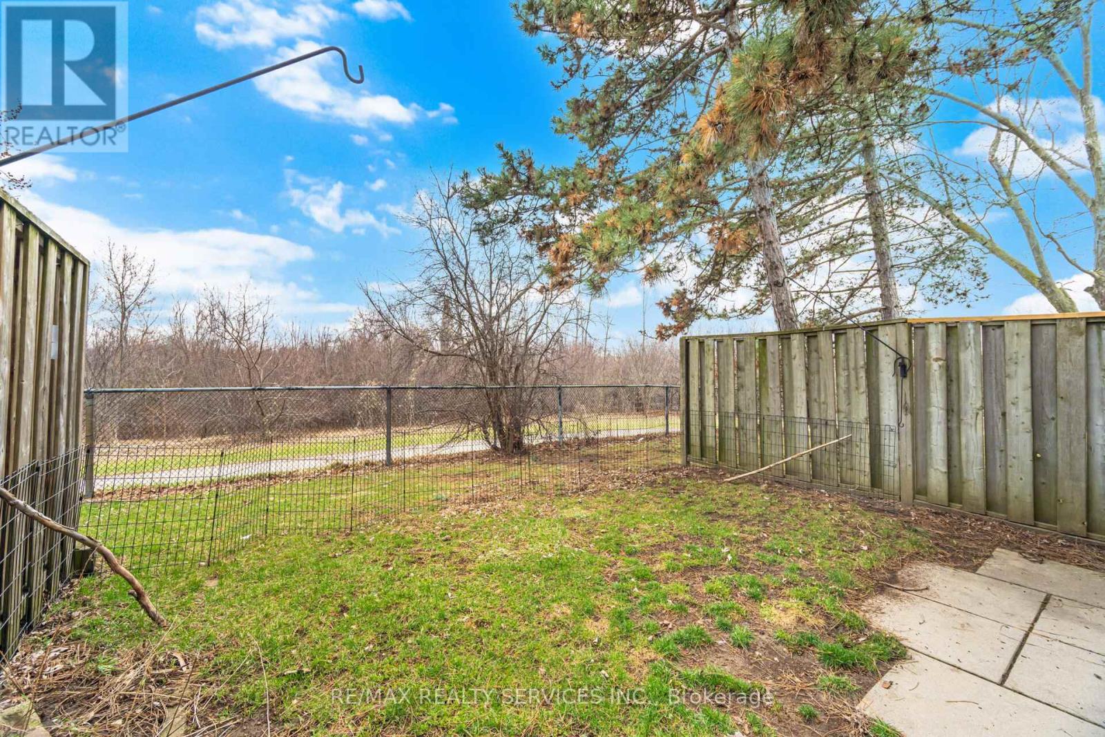 27 - 27 Dawson Crescent, Brampton, Ontario  L6V 3M5 - Photo 39 - W12956846