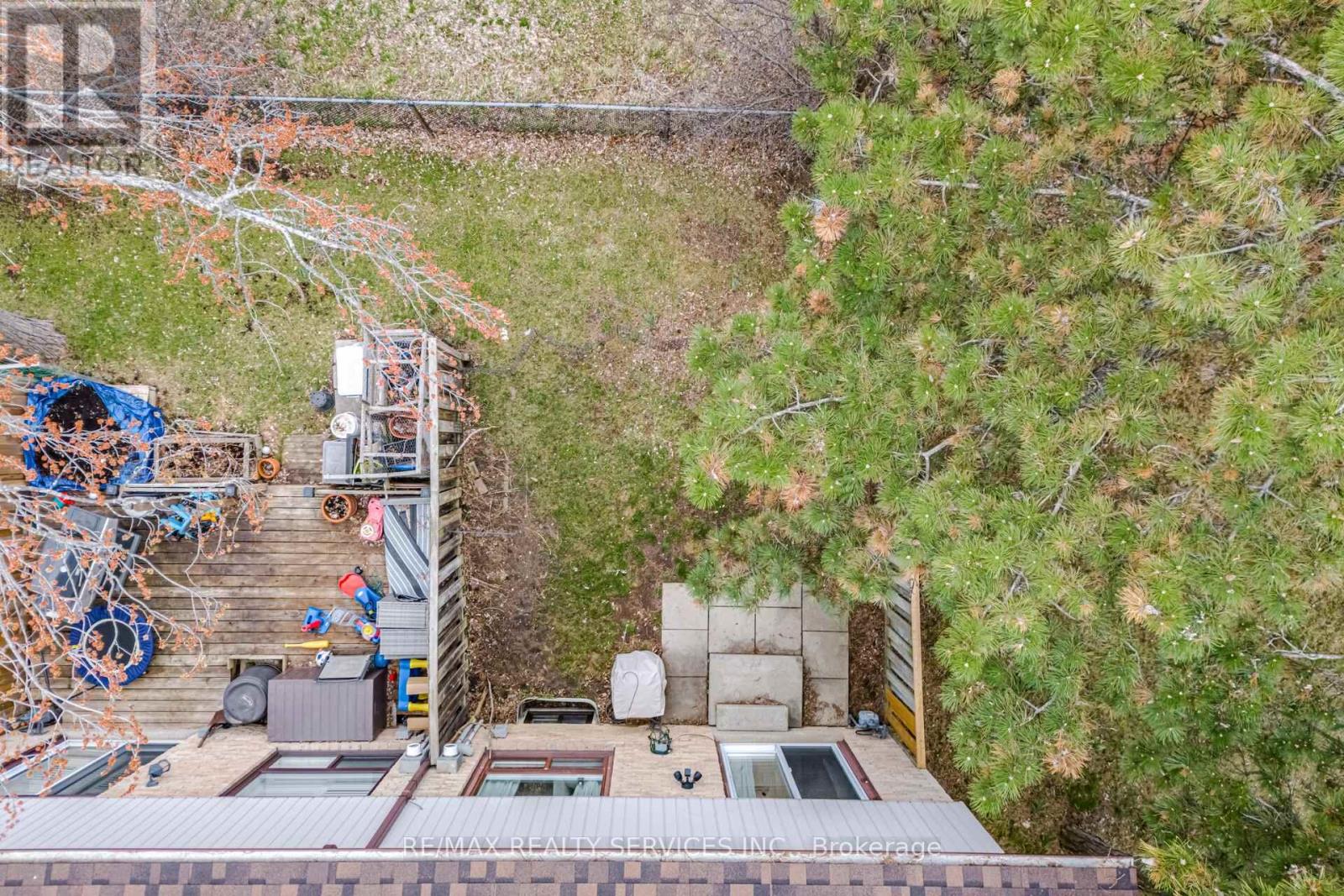 27 - 27 Dawson Crescent, Brampton, Ontario  L6V 3M5 - Photo 41 - W12956846