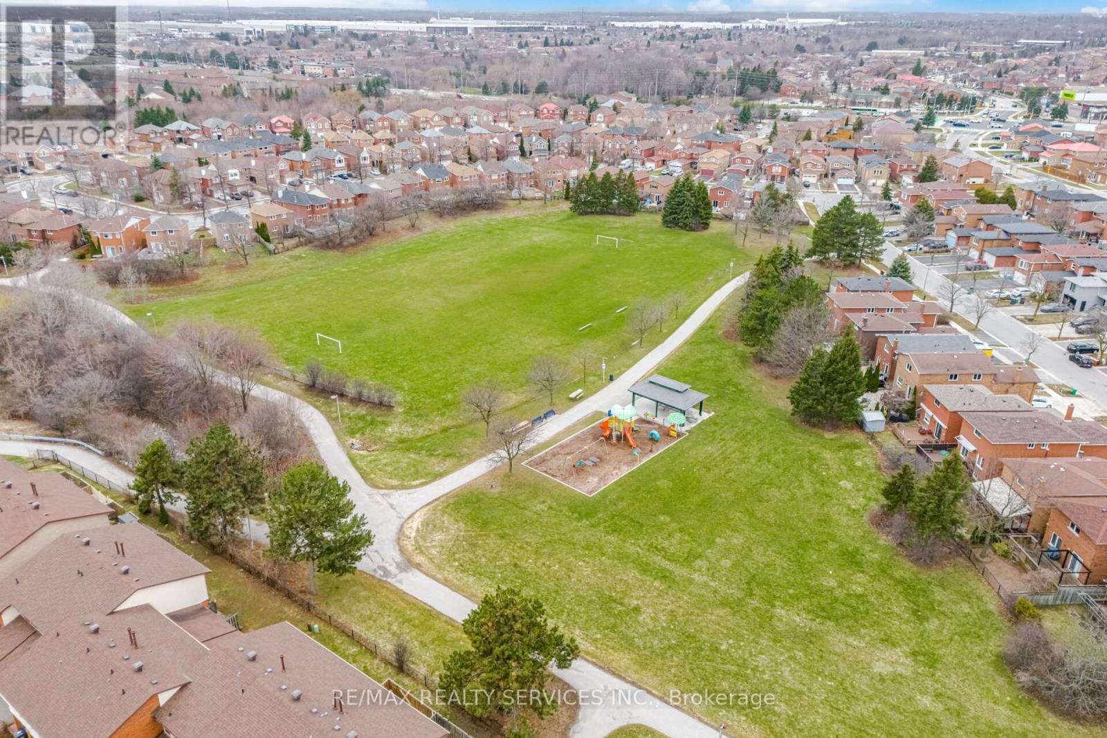 27 - 27 Dawson Crescent, Brampton, Ontario  L6V 3M5 - Photo 50 - W12956846