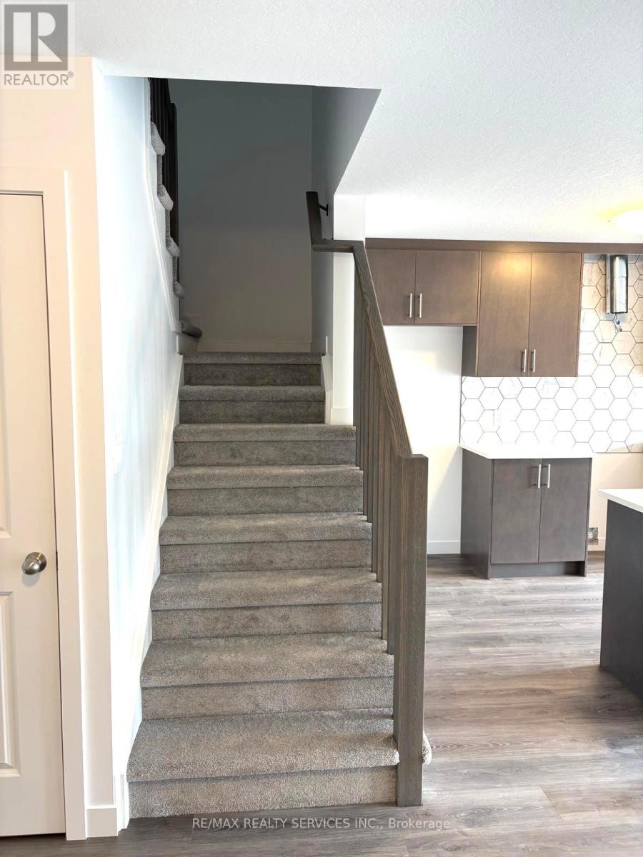 7 Pin Oak Common, Cambridge, Ontario  N1S 0G3 - Photo 11 - X12956808