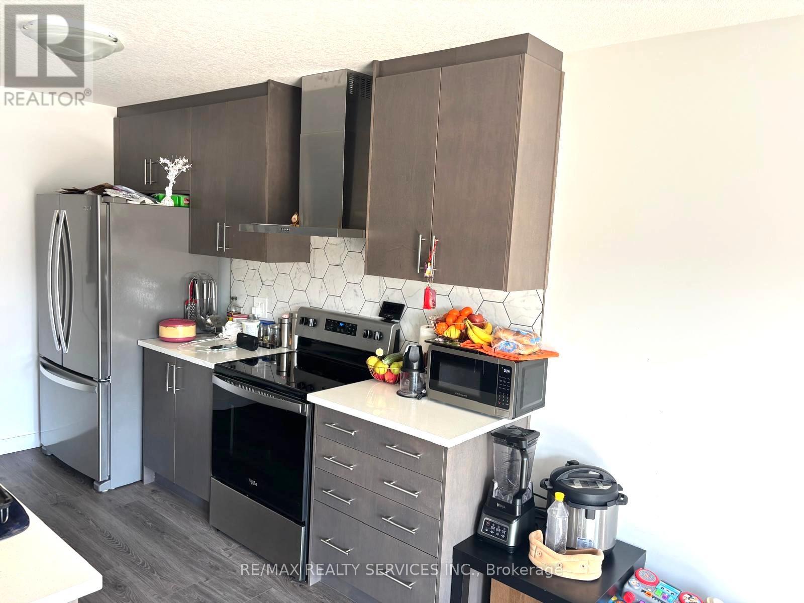 7 Pin Oak Common, Cambridge, Ontario  N1S 0G3 - Photo 6 - X12956808