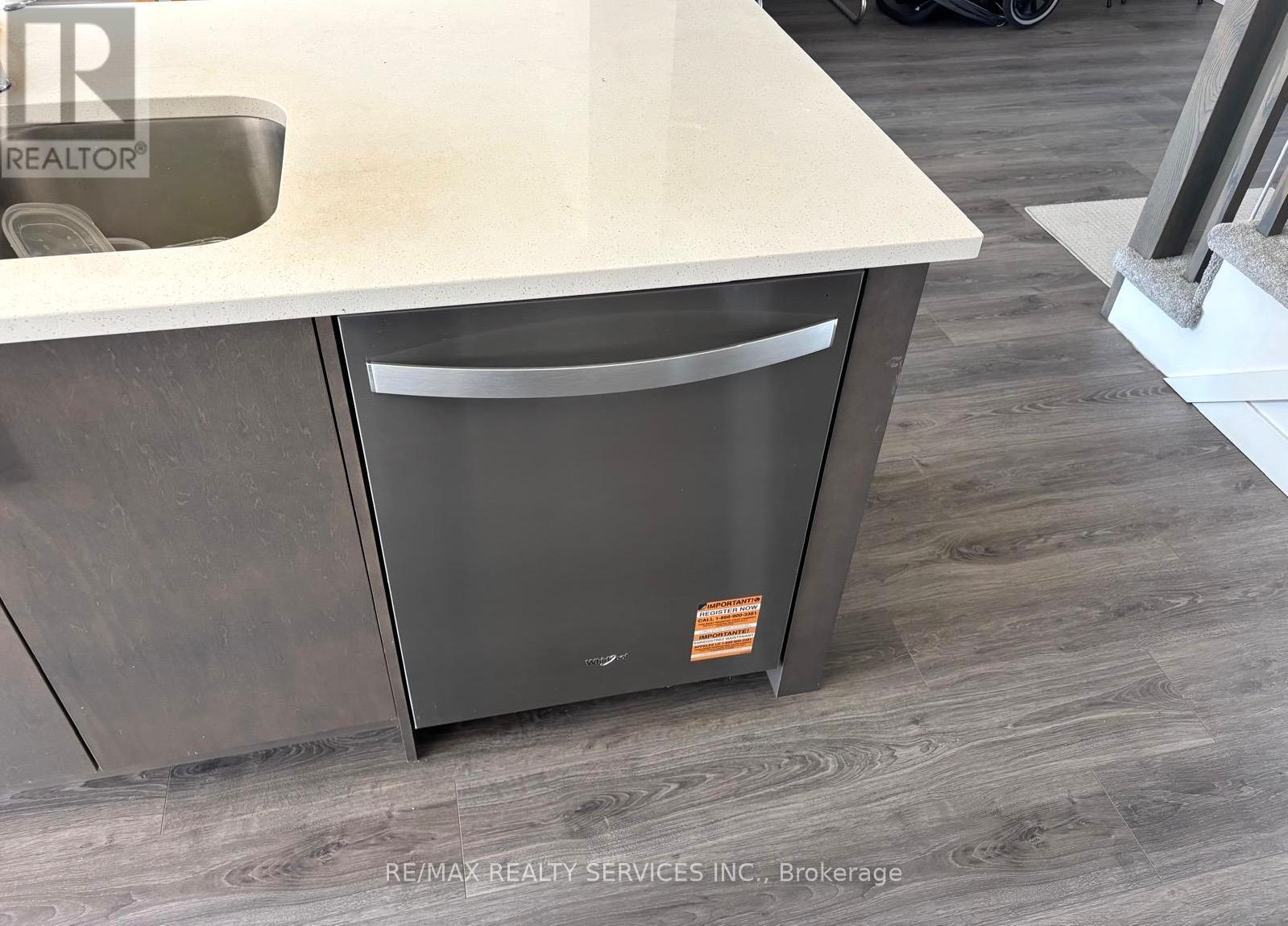 7 Pin Oak Common, Cambridge, Ontario  N1S 0G3 - Photo 9 - X12956808